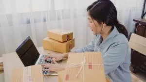 E-Commerce Impor 1.000 Barang Kiriman Wajib Bermitra dengan Bea Cukai