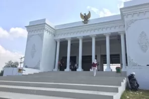 Perbedaan Antara Desa dan Kelurahan Secara Prinsip Menurut Undang-Undang