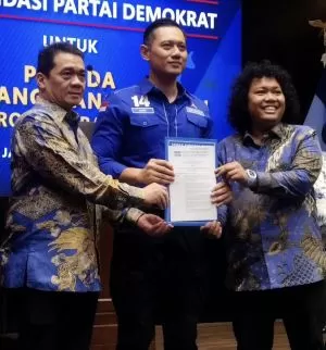 AHY Resmi Dukung Riza-Marshel di Pilkada Tangsel: Komedian Siap Hadapi Kritik