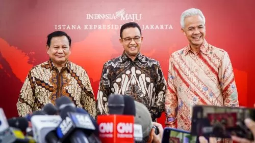 [Foto] Presiden Joko Widodo Makan Siang Bersama 3 Capres yang akan Berkontestasi di Pilpres 2024