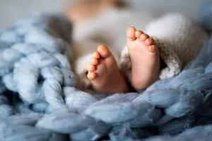 Heboh Bayi Laki-Laki &amp;#039;Hamil&amp;#039; Mengandung Seorang Anak