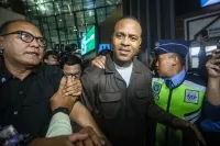 Hari Pertama Kluivert, Dari Perkenalan Resmi Hingga Makan Malam dengan Pemain