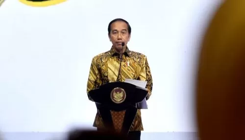 HUT ke-59 Golkar, Jokowi: Akhir-akhir Ini Banyak Drama, Politik Bukan Pertarungan Perasaan