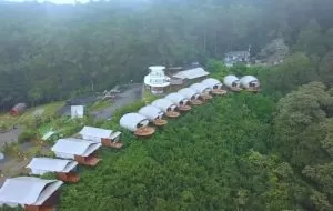 Asstro Highland Ciater Tempat Wisata Sekaligus Staycation Estetik dengan View Terbaik di Subang