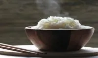 Apakah Bahaya Terlalu Lama Simpan Nasi di Kulkas