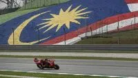 MotoGP Malaysia 2024: Red Flag Lap Pertama, Bagnaia Kalahkan Martin
