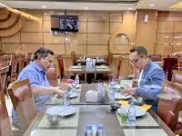 Santap Nasi Padang Bersama, Prabowo dan Ridwan Kamil Perkuat Hubungan Personal