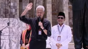 Ganjar Pranowo dan Mahfud MD Resmi Mendaftar Sebagai Capres dan Cawapres di KPU
