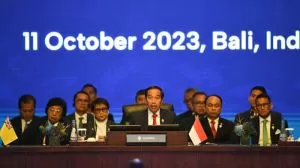 Presiden Joko Widodo Pimpin KTT AIS Forum 2023 di Bali