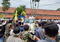 Jokowi Ikut Kampanye Ahmad Luthfi dan Taj Yasin di Purwekerto Tolak Disebut Turun Gunung