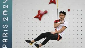 Veddriq Sumbang Emas Pertama Indonesia di Panjat Tebing Olimpiade Paris