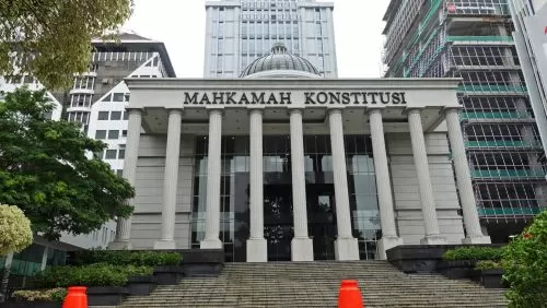 Di Tengah Bayang-bayang Politik Dinasti, Legitimasi MK Runtuh