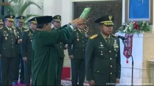 Jokowi Resmi Lantik Agus Subiyanto Jadi KSAD Gantikan Jenderal Dudung