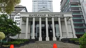 Di Tengah Bayang-bayang Politik Dinasti, Legitimasi MK Runtuh