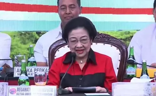 [Video] Detik-detik Megawati Umumkan Mahfud MD Jadi Cawapres Ganjar Pranowo