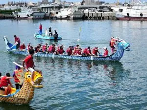 Perlombaan Perahu &amp;quot;Lomba Bidar&amp;quot; khas Sumatera Selatan