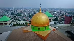 Masjid di Atas PGC Cililitan Bikin Nyaman Para Pengunjung