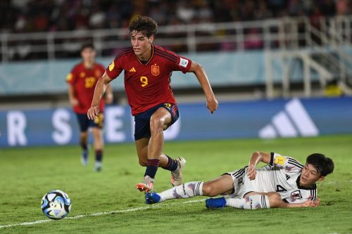 Jepang harus mengakui kekuatan Spanyol dengan skor 2-1, Spanyol lolos ke perempat final