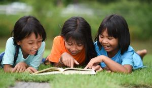 Menumbuhkan Cinta Baca pada Anak: Tips dan Trik Agar Anak Gemar Membaca